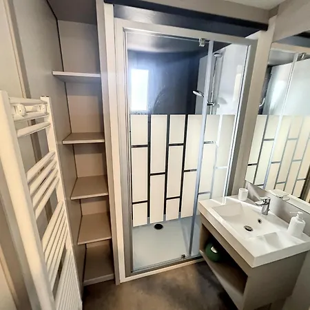 Standing, 6 Couchages, Piscine Chauffée, Terrasse Privée, Proche Et Commerces - Fr-1-361-520 Chalet Jullouville-les-Pins