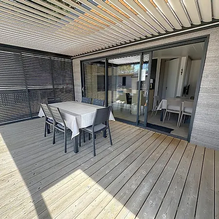 Σαλέ Standing, 6 Couchages, Piscine Chauffee, Terrasse Privee, Proche Et Commerces - Fr-1-361-520 *